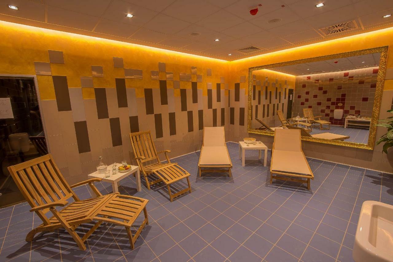 Apartments Pri Marjetki 采尔克诺 外观 照片