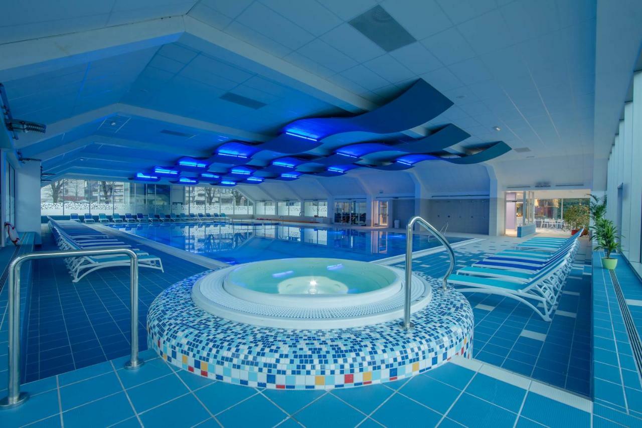 Apartments Pri Marjetki 采尔克诺 外观 照片